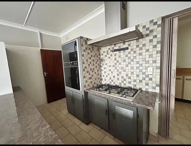 4 BEDROOM HOUSE FOR SALE IN SELCOURT